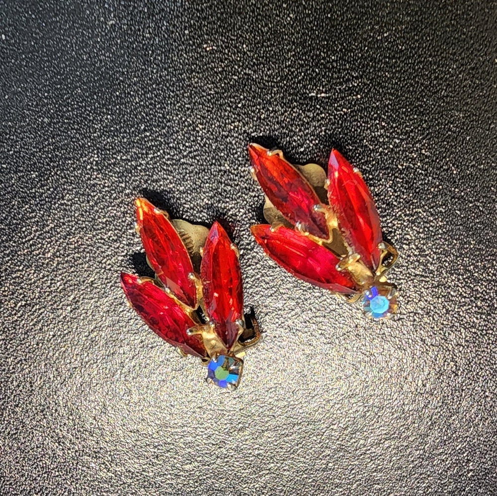 Clip-on Red Crystal Earrings - Picture 2 of 6